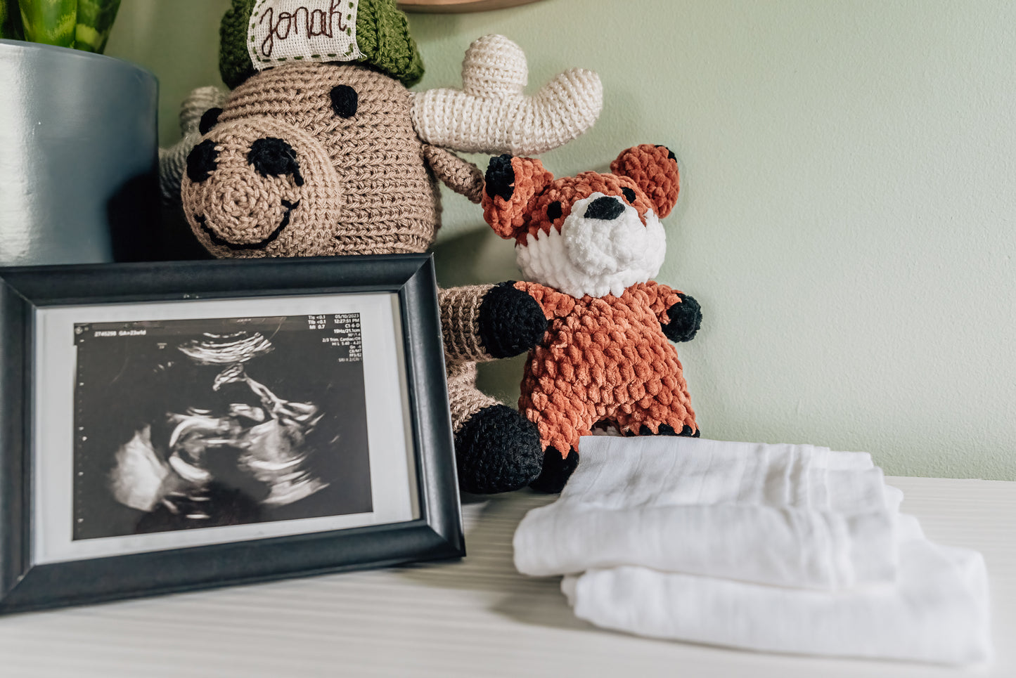 Tiny Muslin Blanket Set for Preemie Babies - Soft and Versatile Comfort